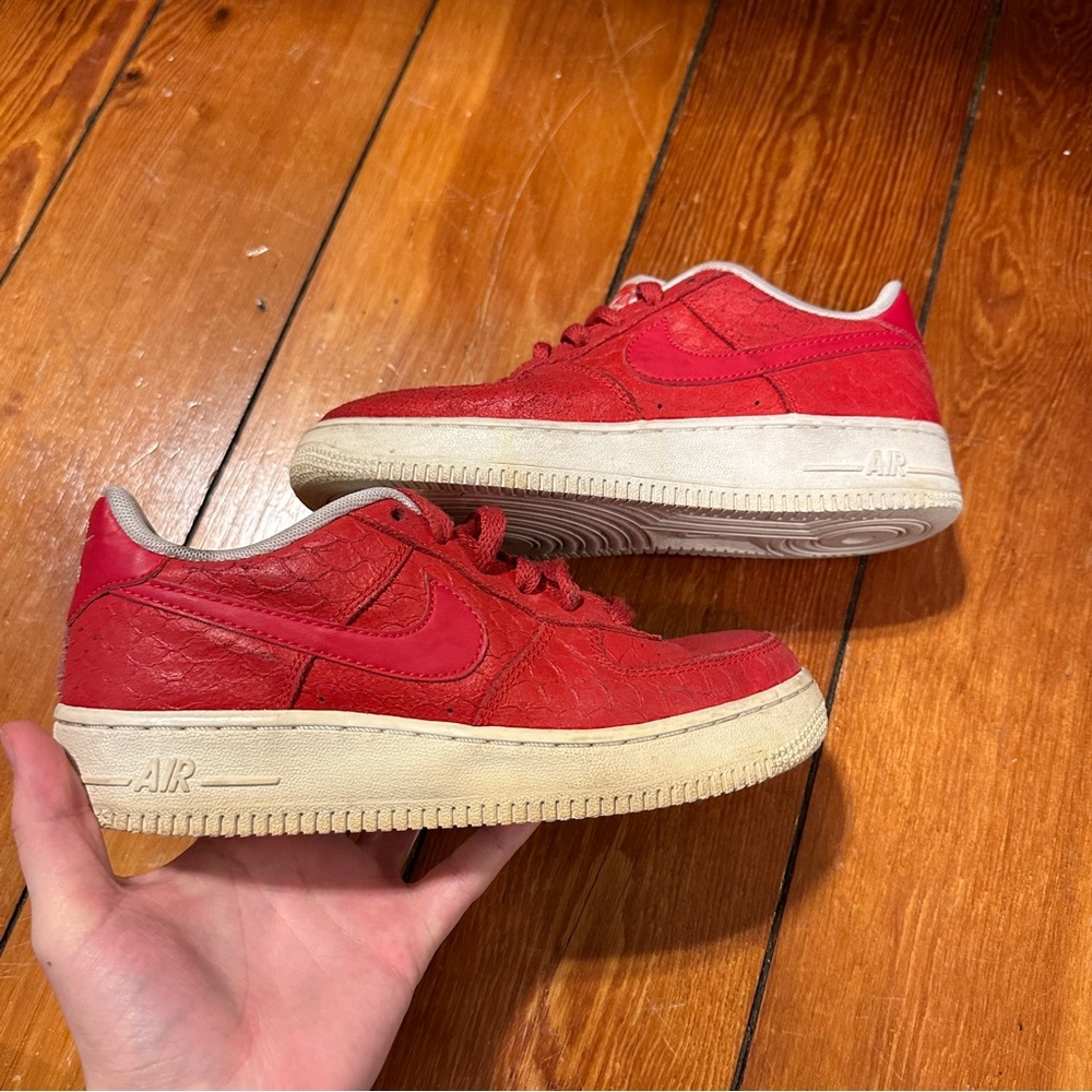 Youth red Nike Air Force 1